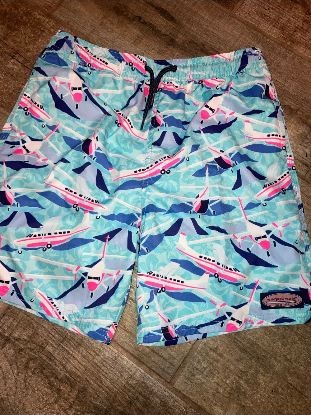Vineyard Vines Swim Trucks Boys Large 6" Printed Chappy Airplanes Beach